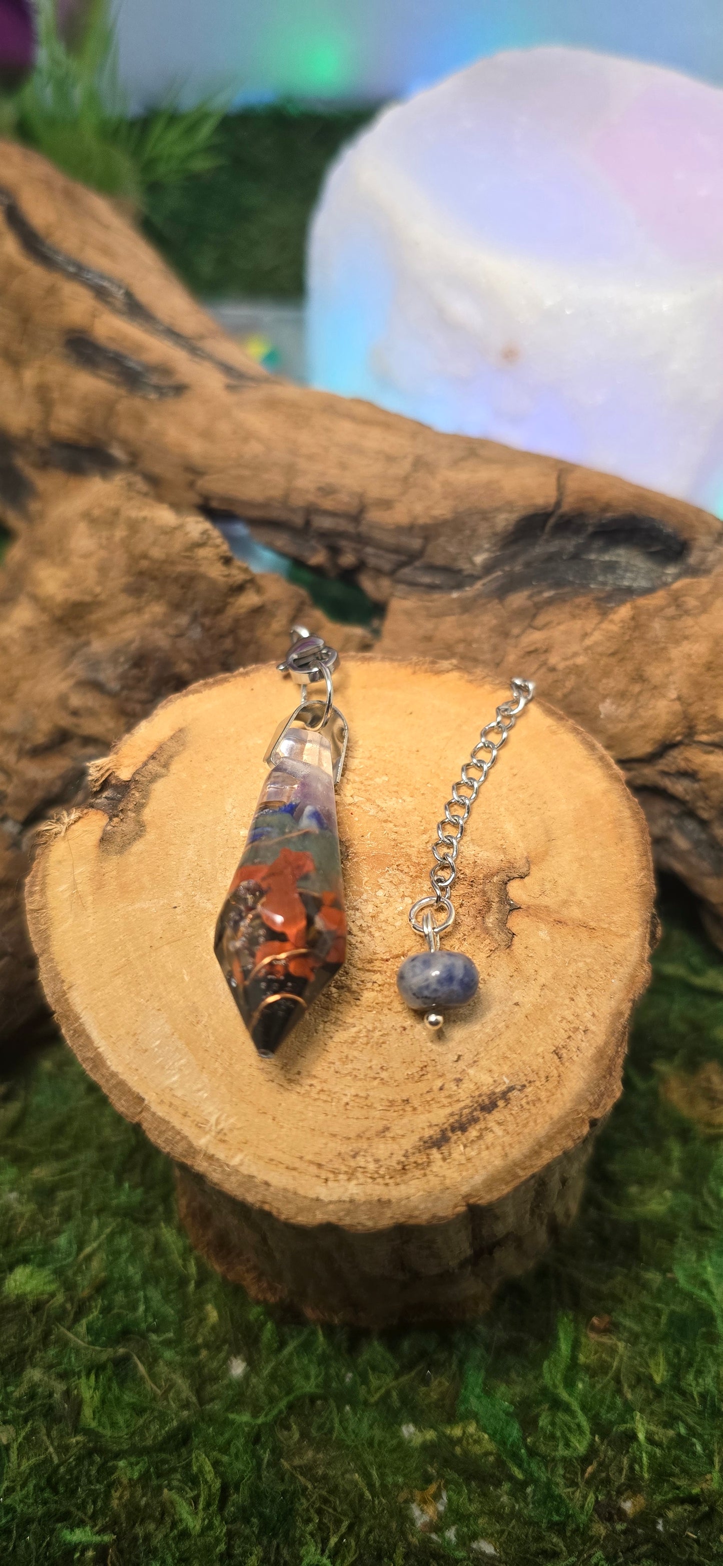 Il Prisma degli Elementi: Pendolo di Guarigione e Protezione