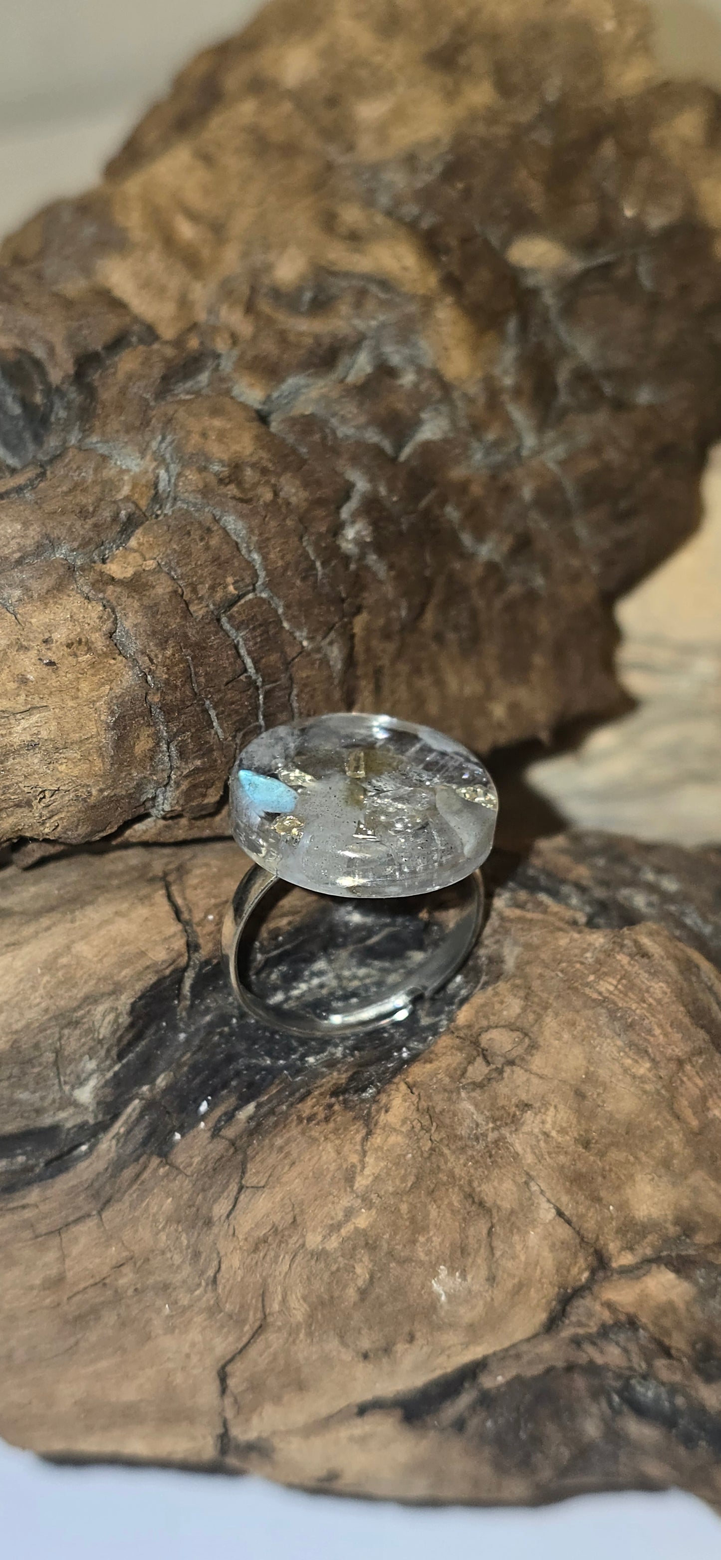 Anello "Velo di Luce": Resina, Labradorite Pietra di Luna - Rainbow Stone - REGOLABILE