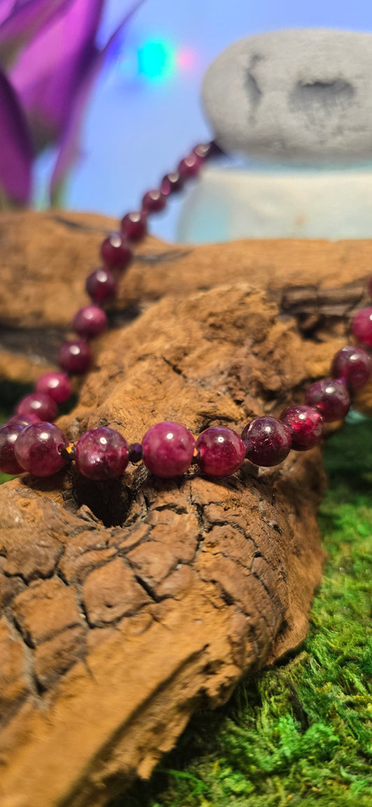 Fuoco e Passione: Collana in Granato