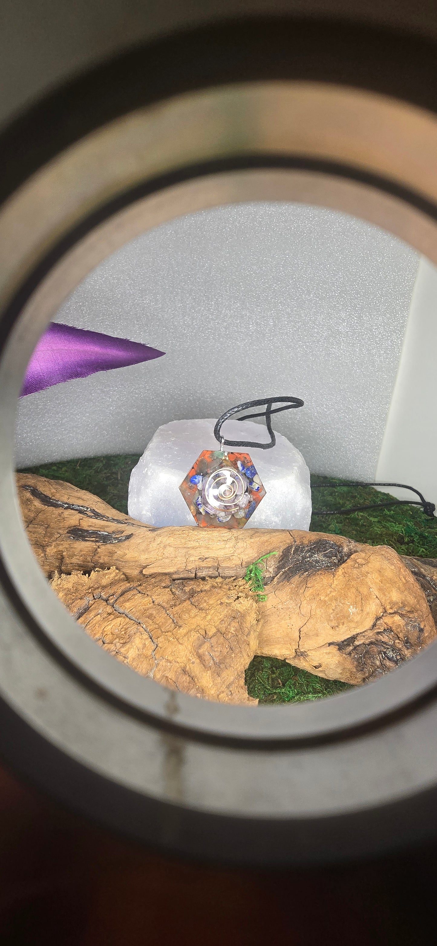 Orgonite con triskell e spirale Equilibrio Dinamico e Protezione Radicata